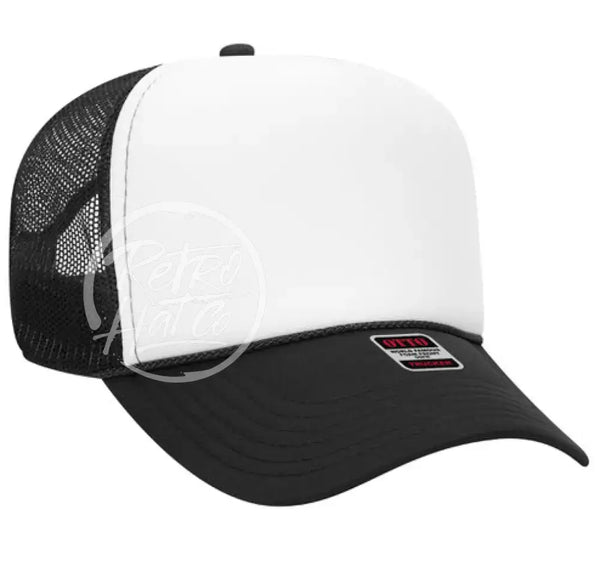 Plain black and white trucker deals hat